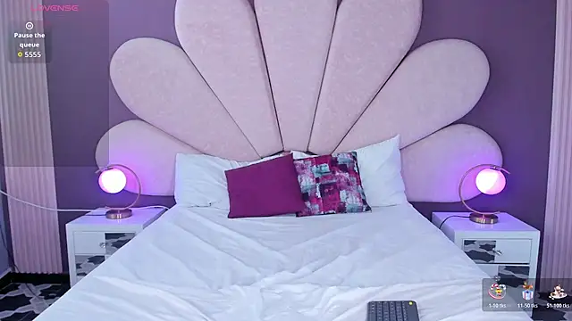 LolaGray__ webcam