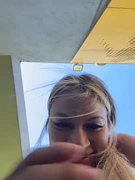 Mia_Rosee1 webcam