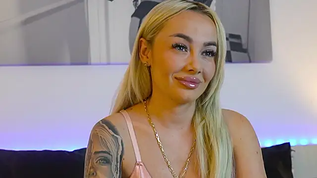 FrancescaGrayy webcam