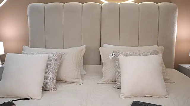 Sophiebloomm_ webcam