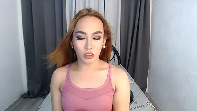 DisneyCumForYou webcam