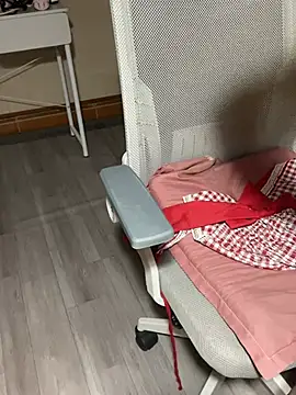 Mina048 webcam