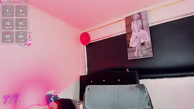 Kendall_hornyy webcam
