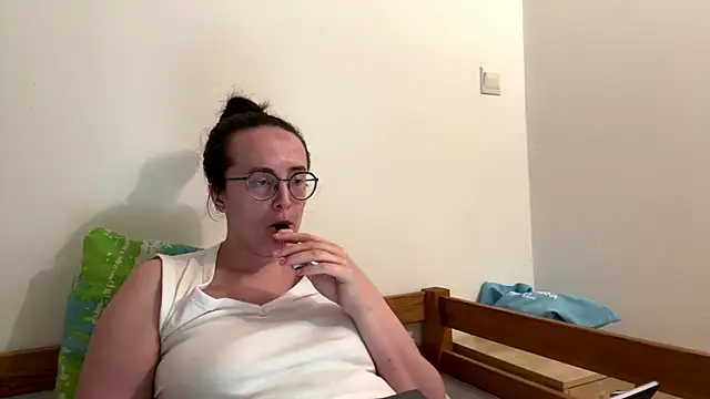 SofiaTease live cam on StripChat