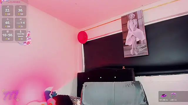 Kendall_hornyy webcam
