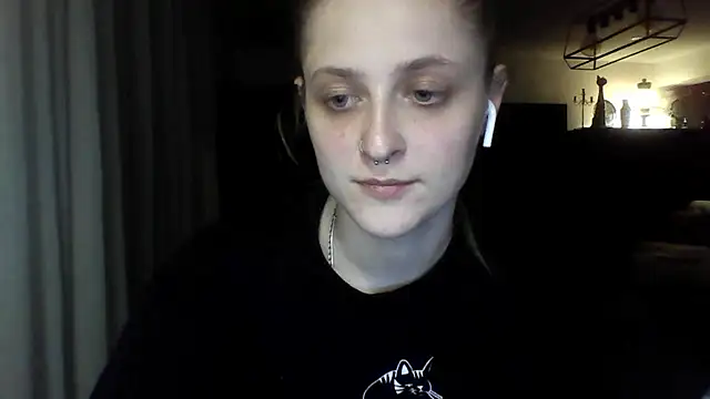 LeaWetGirl webcam