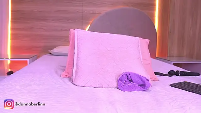 danna_berlin_ webcam