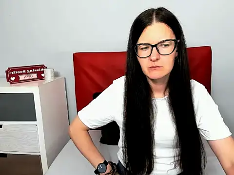 NadiaXlove webcam