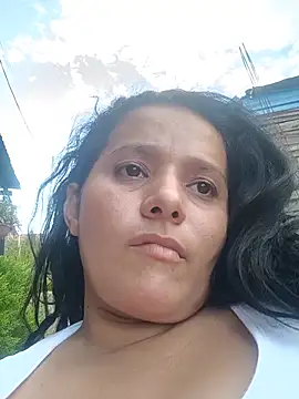 DIVORCED-MOTHER webcam