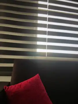 Sasha-firee live cam on StripChat