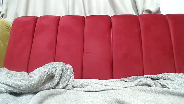 YummyMilkylanexxx webcam
