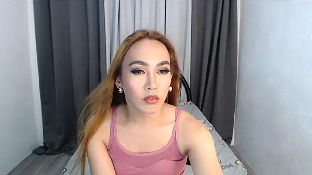 DisneyCumForYou webcam