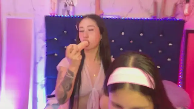 Dakotaa_Johnson webcam