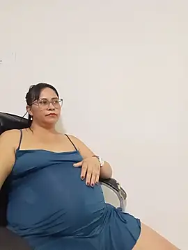 Dirty_Pregnant_Mommy webcam