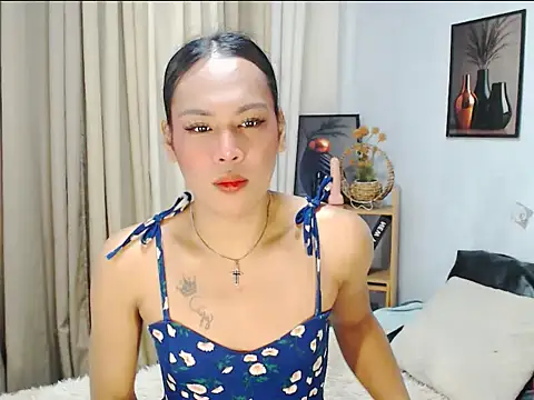 Savanna_White webcam