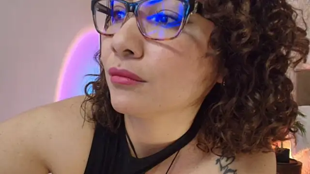 JuliRamirez webcam