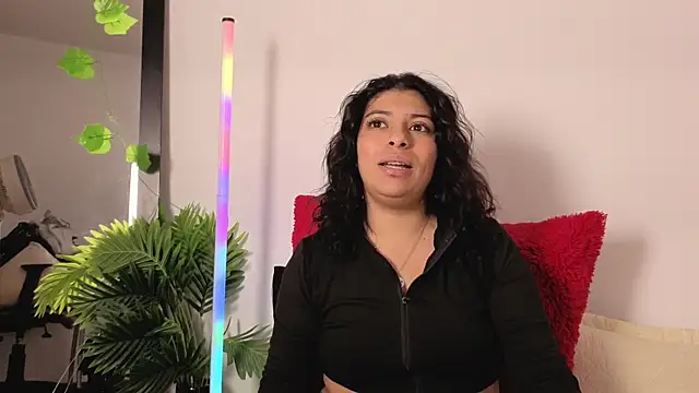 Iam_Issaa_ webcam