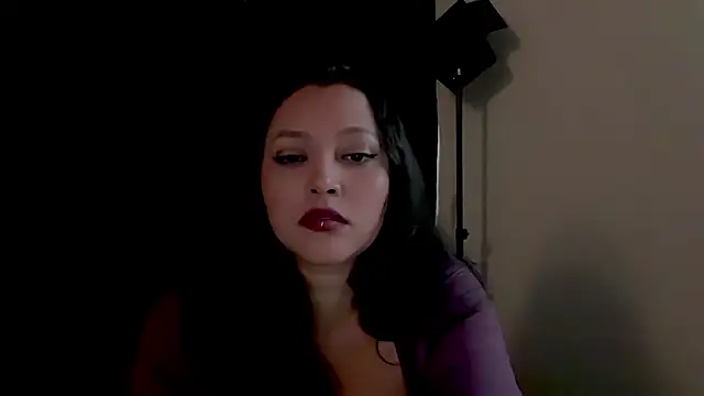 MarcellaGriffin webcam