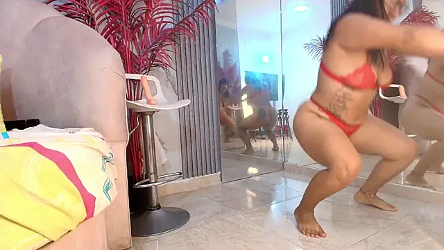 KatiiaVega webcam