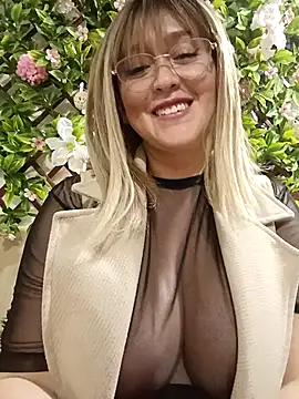 Katy__A live sex cam
