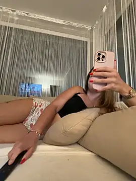TheCinderella live cam on StripChat