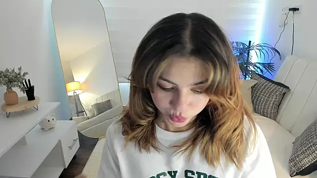 Ori_valentina webcam