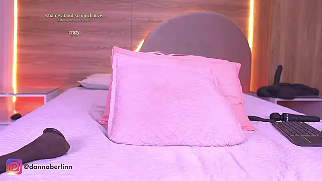 danna_berlin_ webcam