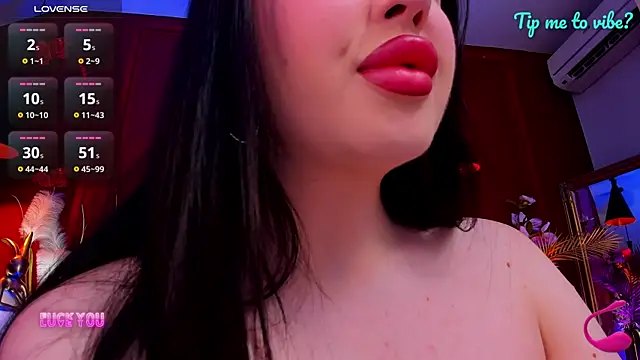 Mayzzie live webcam show