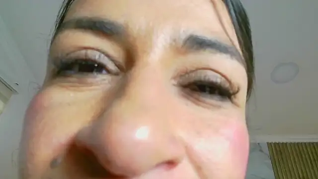 NICOL-JARAMILLO webcam