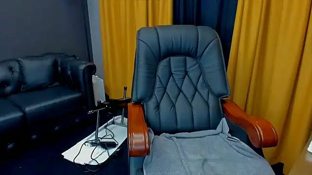 HaleySweet18 webcam