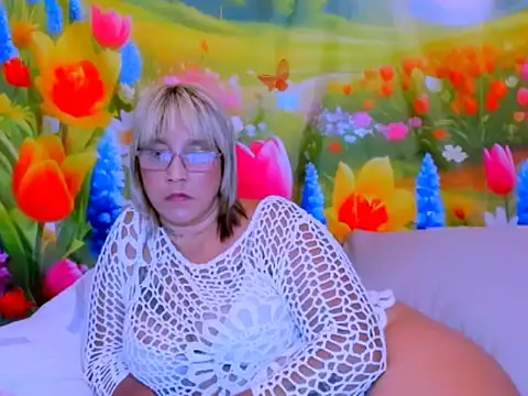 indianroxy webcam