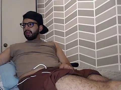 thomass1018 webcam