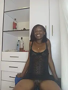 ariahsexy live cam on StripChat