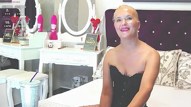 LilyFord webcam