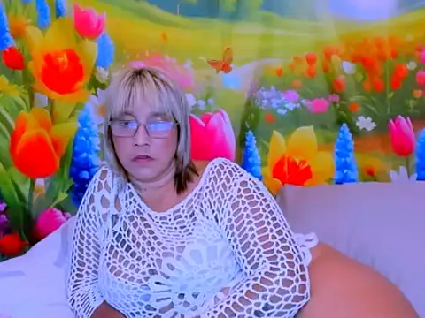 indianroxy webcam