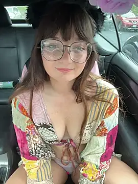 urpuppymoon webcam