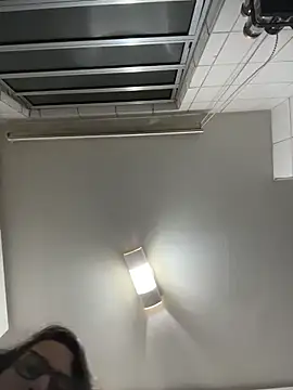 amooraaamoon webcam
