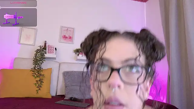 Malka_Burning webcam