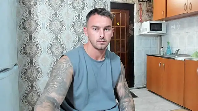 Jonmusclemaster webcam