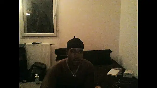 papoupinthishit webcam
