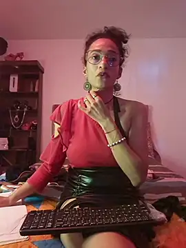 AmelieMartinez webcam
