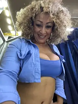 Katti_Barrera webcam