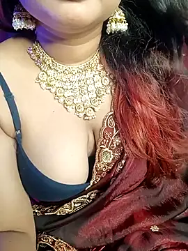 MIDNIGHT__LOVE live cam on StripChat