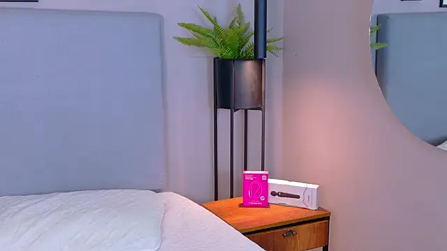 LanaRozz webcam