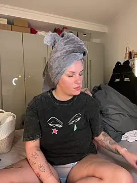 OliviaaFischer webcam