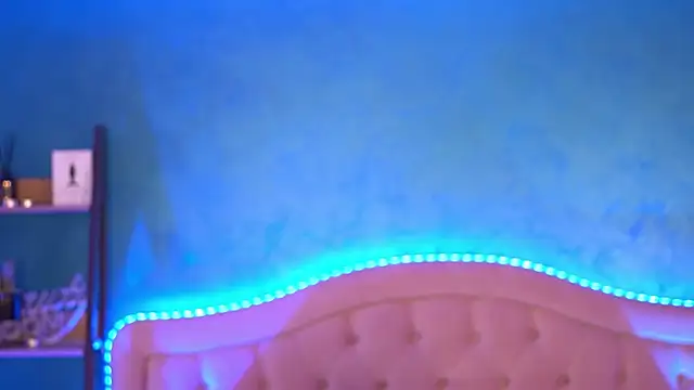 Bella_Jonnes webcam