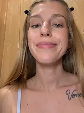 kira_mia