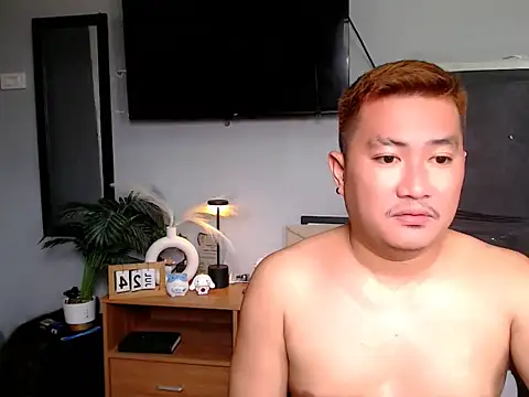 Bigdaddybear888 webcam
