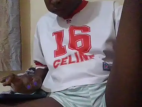 ituzalove webcam