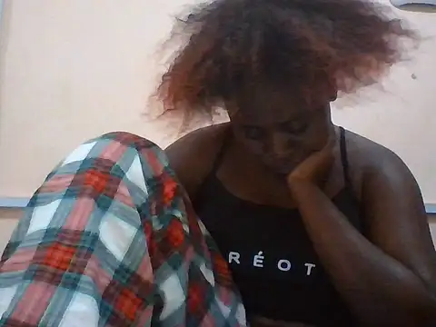remmy_luna2 webcam